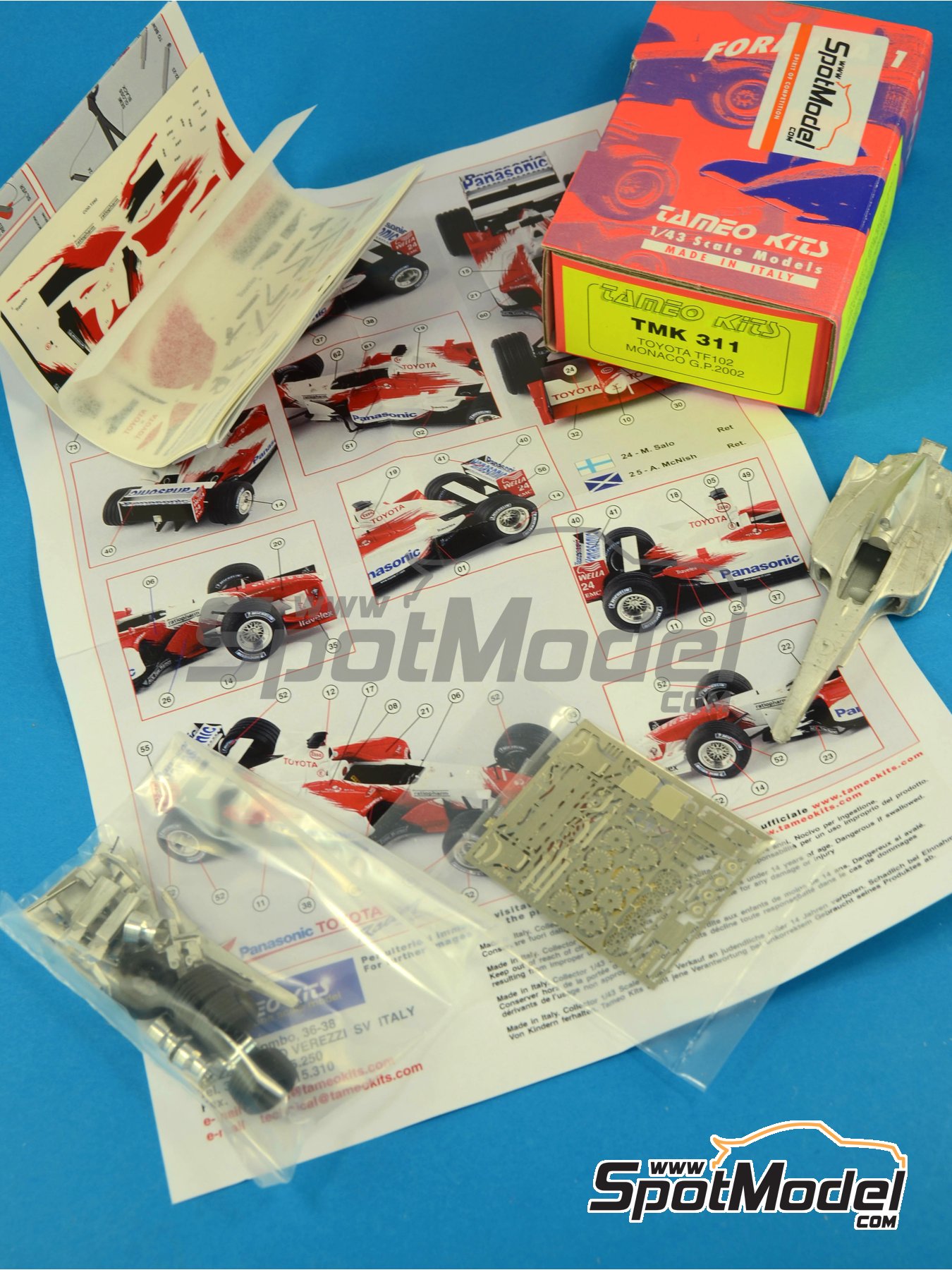 Tameo Kits TMK311: Car scale model kit 1/43 scale - Toyota TF102